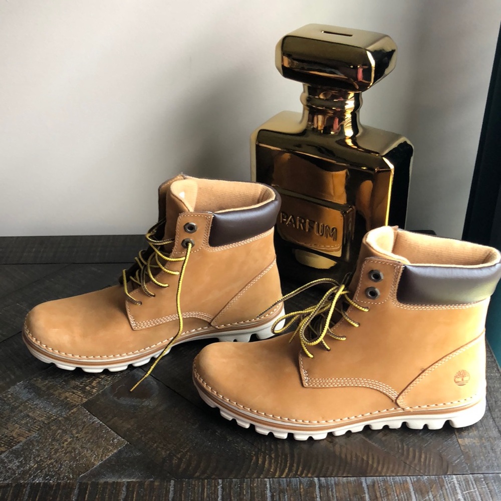 Women’s Wheat Timberlands